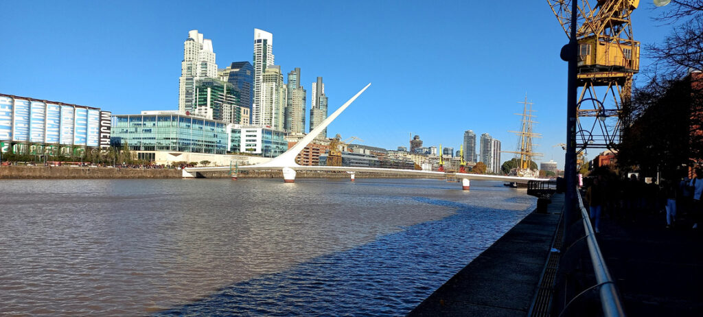 Puente de la Mujer